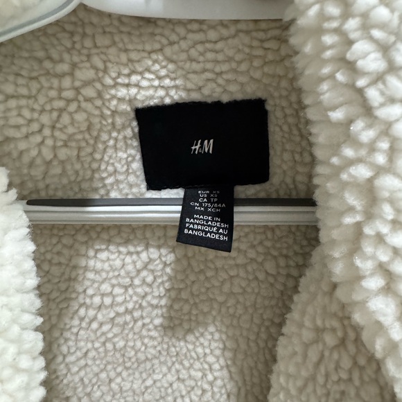 H&M Sherpa Corduroy Trucker Jacket - Picture 3 of 3